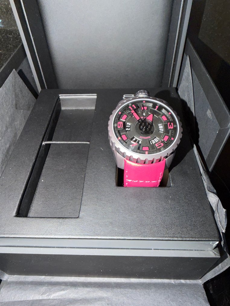 Bomberg - 58 - Unisex - 2010-2020 #1.0