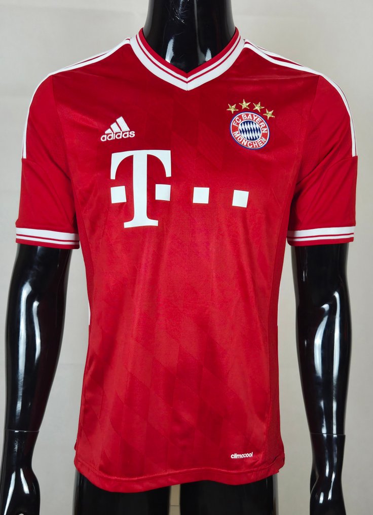 FC Bayern München - Saksalainen Jalkapalloliiga - 2013 - Jalkapallopaita #1.0