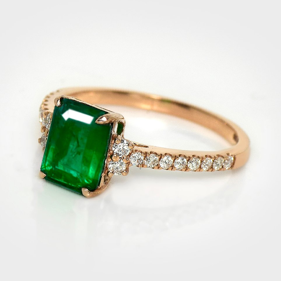 Ingen mindstepris - Ring - 14 karat IGI 1,55 ct ZAMBIA Intense Green, Rosaguld -  1.82ct. tw. Smaragd - Diamant #2.1