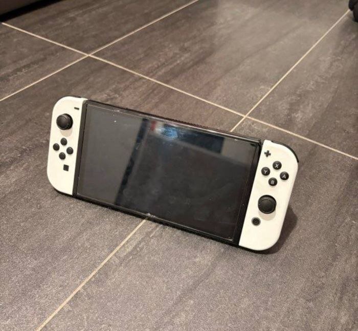 Nintendo - Switch - OLED - Console per videogiochi + giochi - Nella scatola originale #4.3