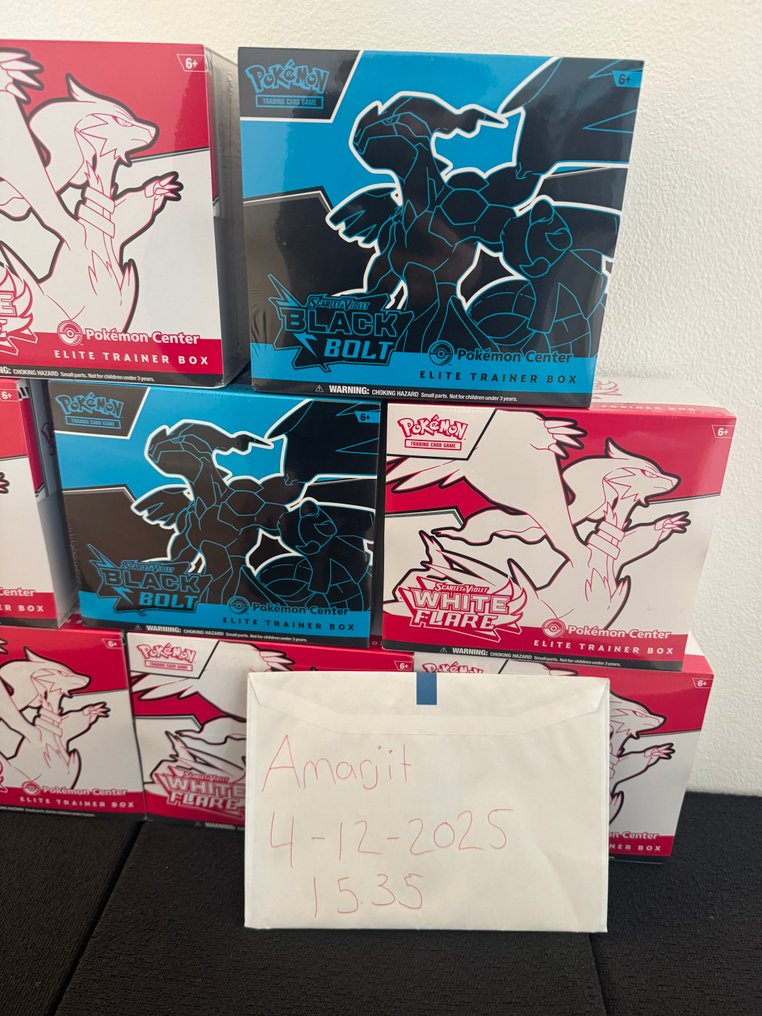 12 Elite Trainer Box - Pokémon Center Exclusive Elite Trainer Boxes – White Flame 9x & Black Bolt 3x #2.1