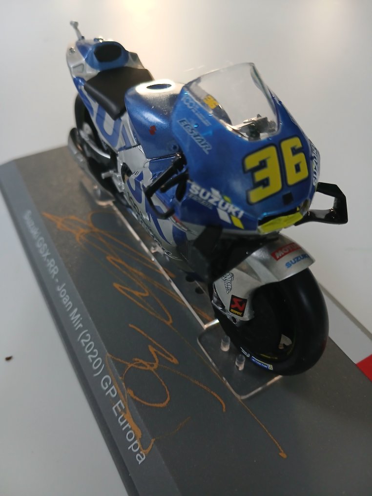 Suzuki MotoGP Team - MotoGP - Joan Mir - 2020 - μοντέλο μοτοσικλέτας κλίμακας 1/18 #1.0