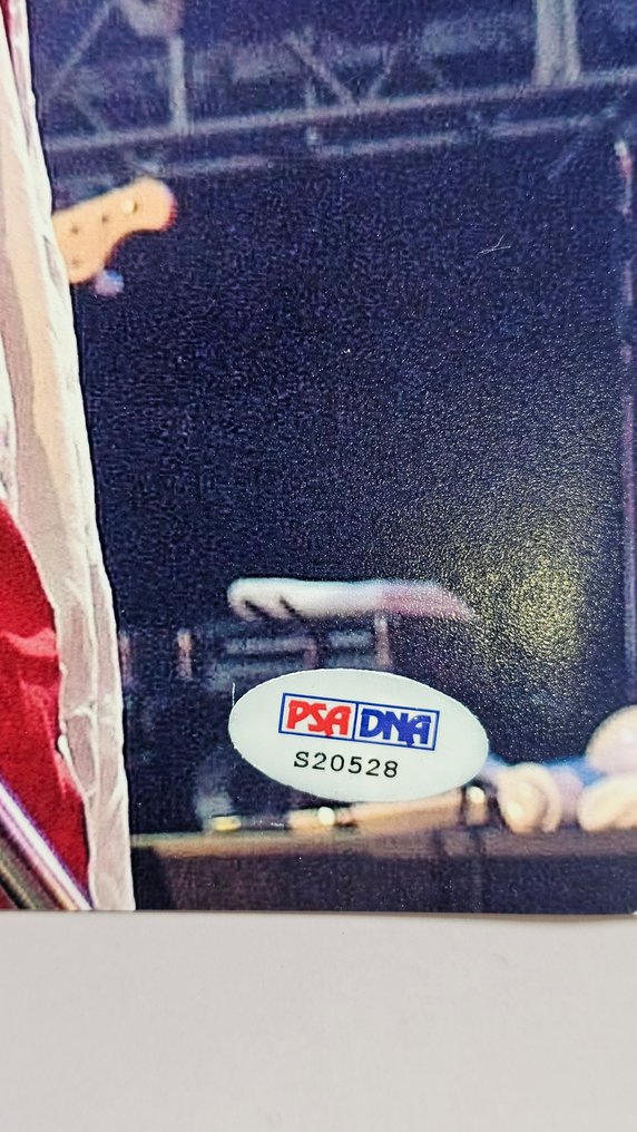 Aerosmith - Steven Tyler (Aerosmith) Hand-Signed 36x28 cm – PSA/DNA Certified #3.2