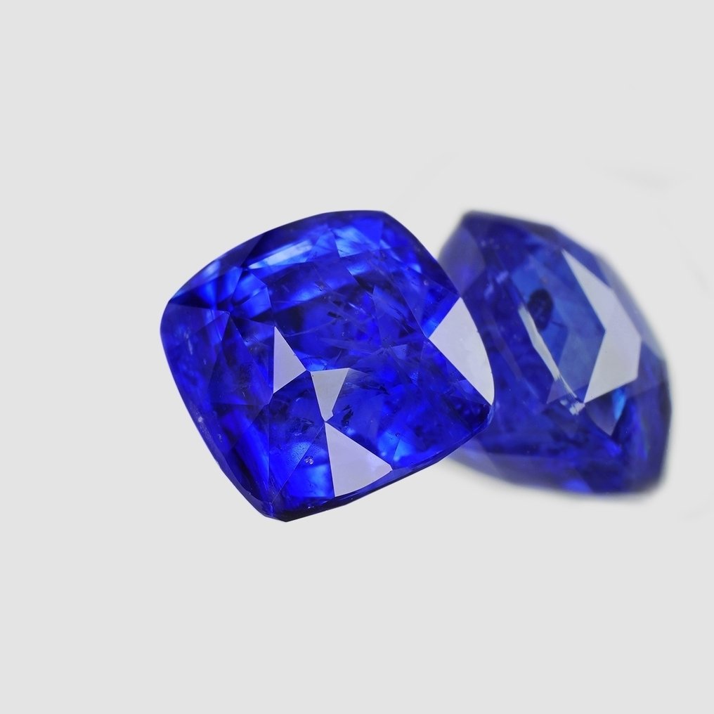 Zonder minimumprijs - 1 pcs  Blauw Saffier  - 2.29 ct - nternational Colored Gemstone Association (ICA GemLab) #3.2