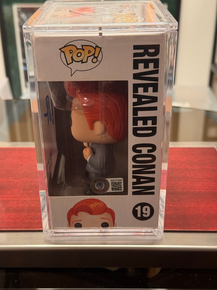 Conan O‘Brien - Signed Funko Pop (#19) – Beckett COA - Funko #4.3