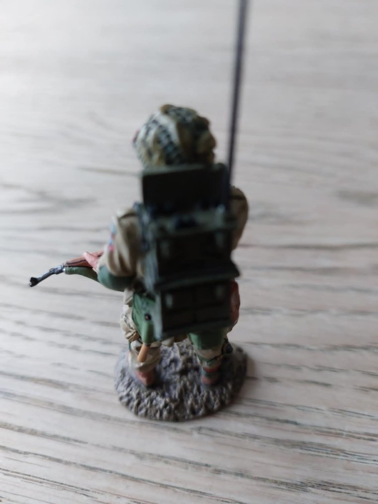 King & Country - Παιχνίδι φιγούρα DD222 Para US radio WW2 - 2010-2020 - Ασία #1.0