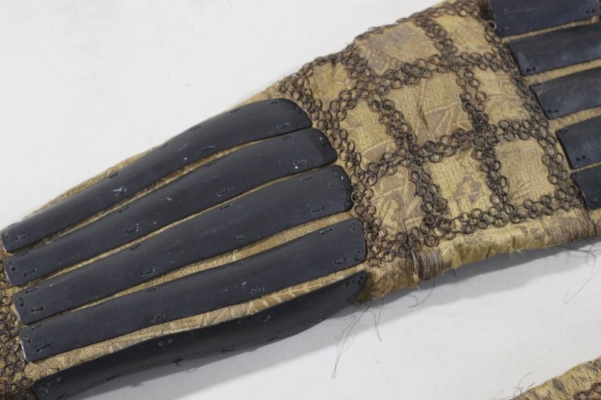 盔甲 - 日本 - Suneate of Samurai Yoroi：E3-102 旧 #2.1