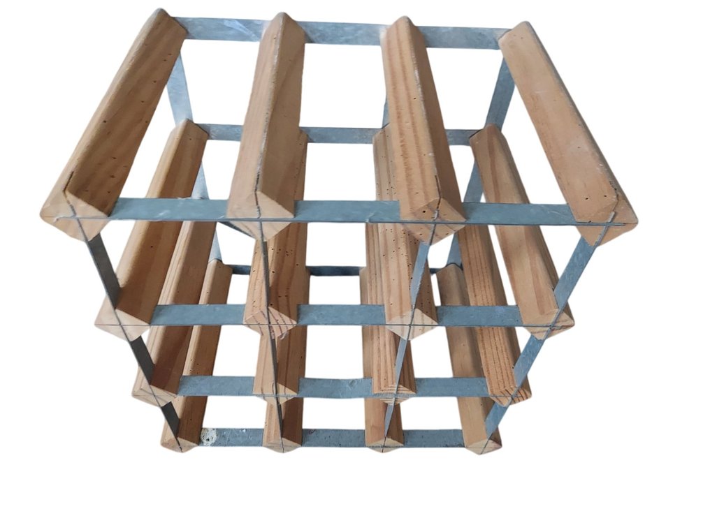 Viiniteline - Design puusta ja raudasta valmistetulle viinilaatikolle. #3.2