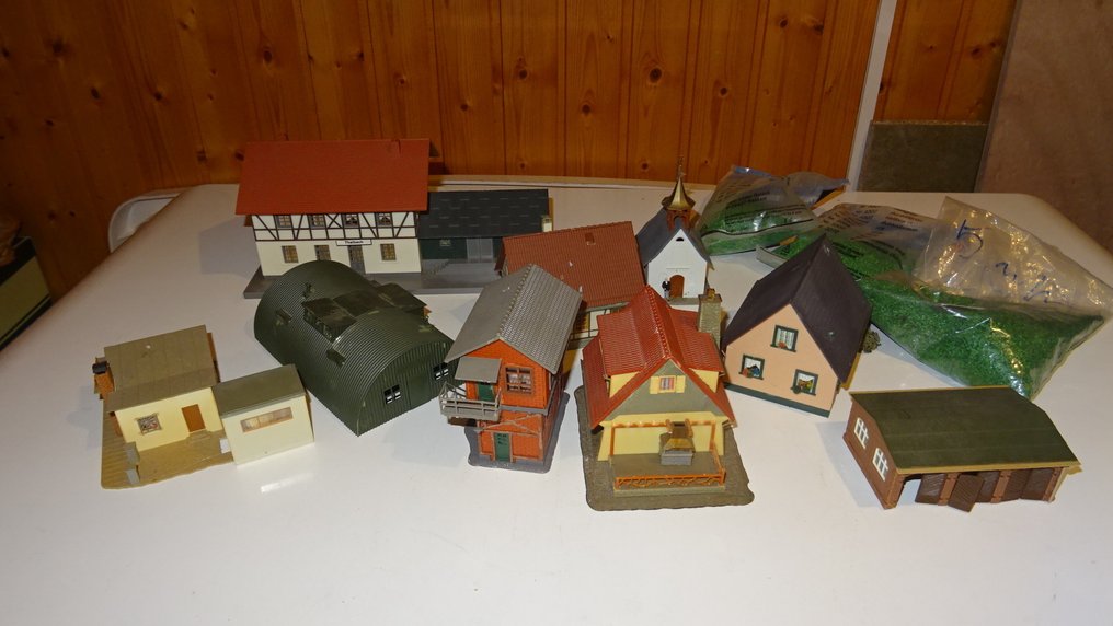 Heki, Faller H0 - 模型火車建築 (12) #1.0