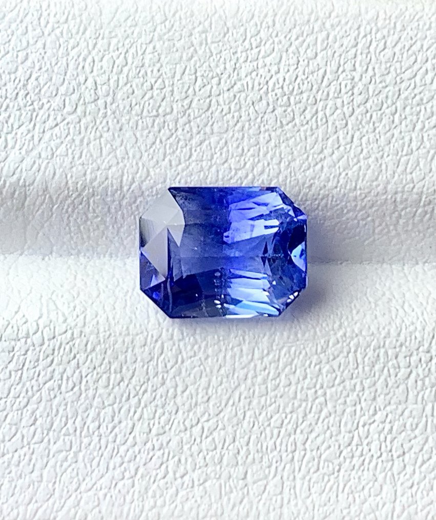 1 pcs 蓝色 蓝宝石 - 4.08 ct - 亚洲宝石科学院(AIGS) - 矢车菊 未加热的 #4.3