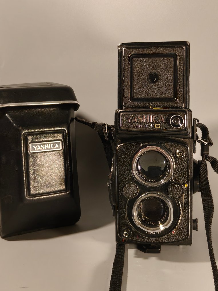 Yashica Mat-124G TLR | Fotocamera analogica #1.0