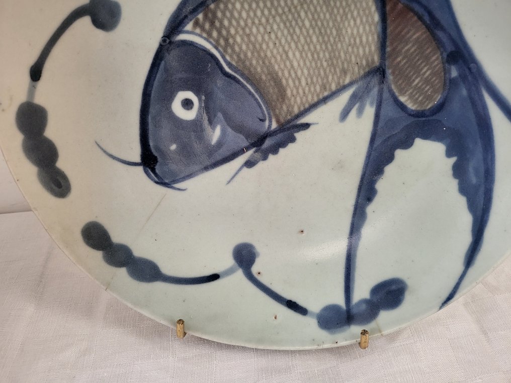 盘子 - chine belles assiettes blanc bleu decors poisson - 瓷 - 两只大盘子 #3.2