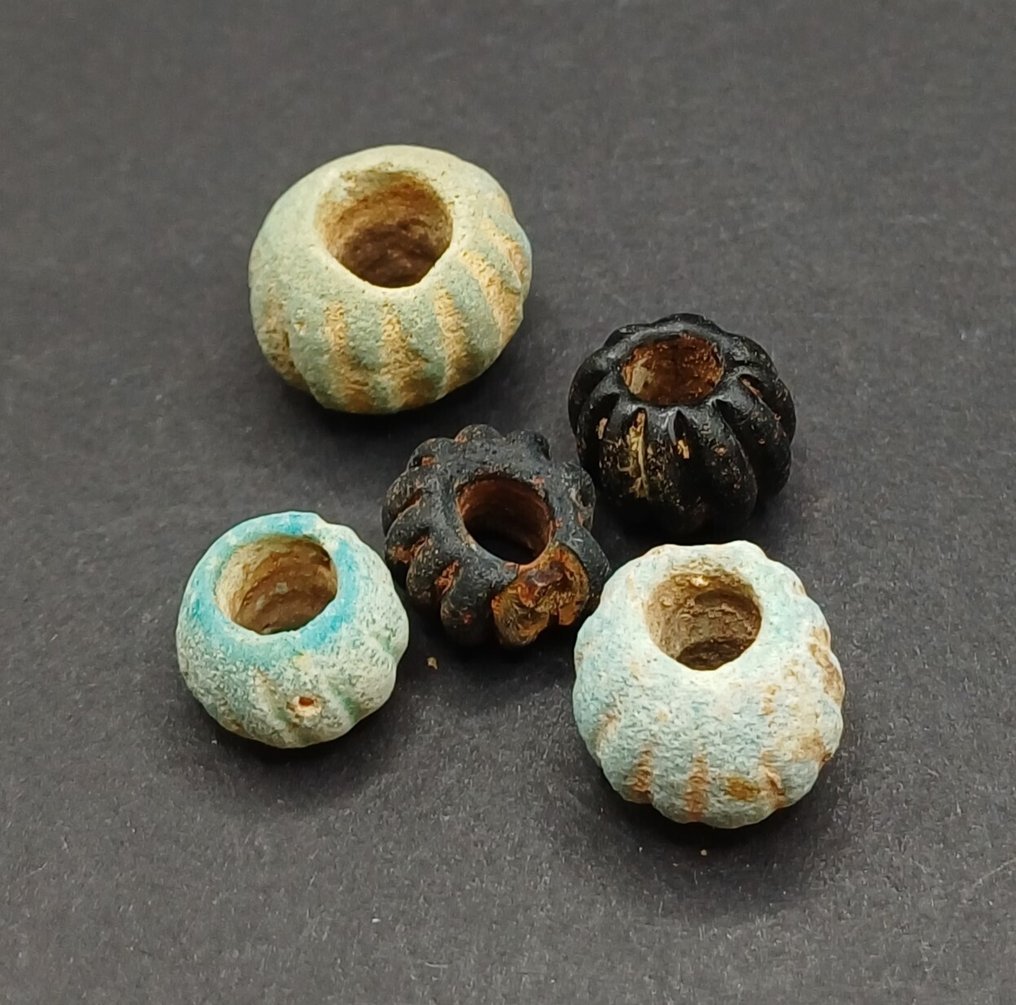 Αρχαία Ρωμαϊκή Γυαλί, Faience Melon Beads - 15 mm (χωρίς τιμή ασφαλείας) #1.0