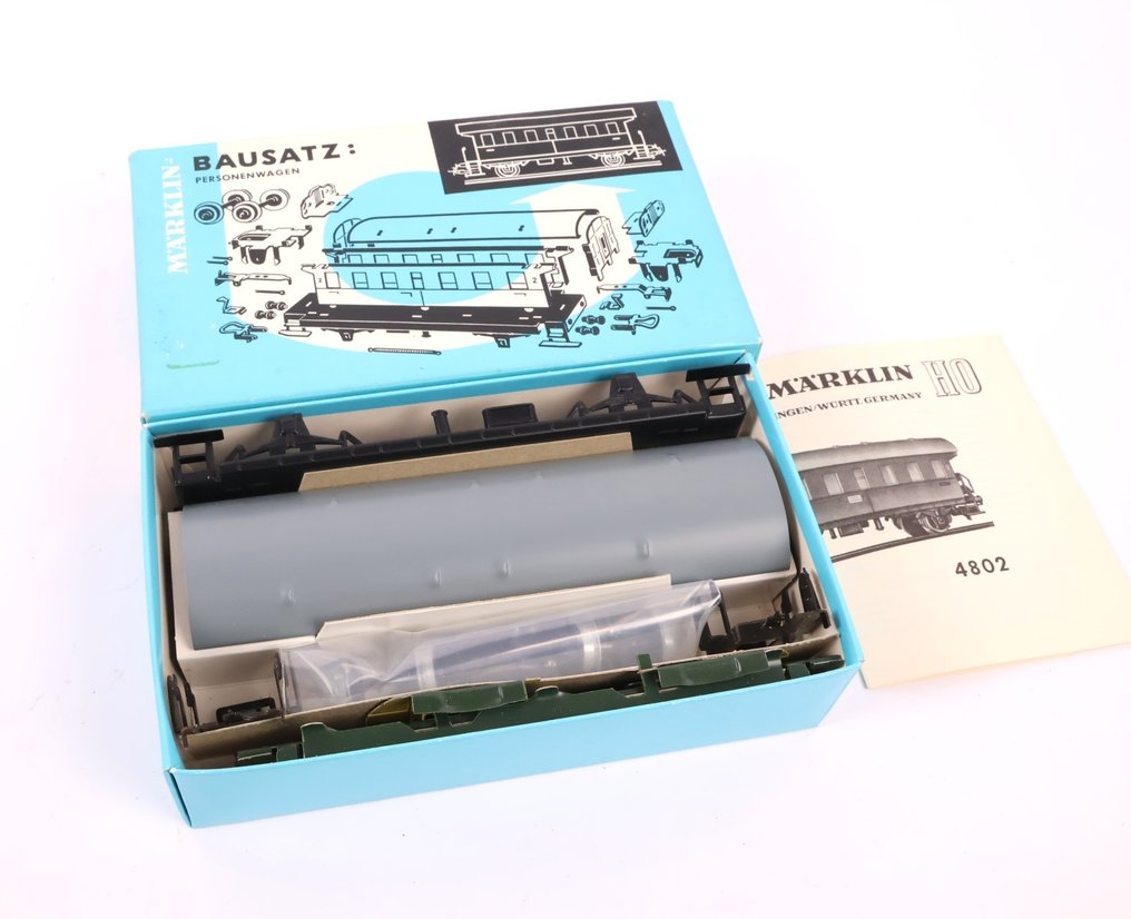 Märklin H0 - 4802 - Carrozza passeggeri di modellini di treni (1) - Kit di costruzione, non assemblato, Donderbus - DB #1.0