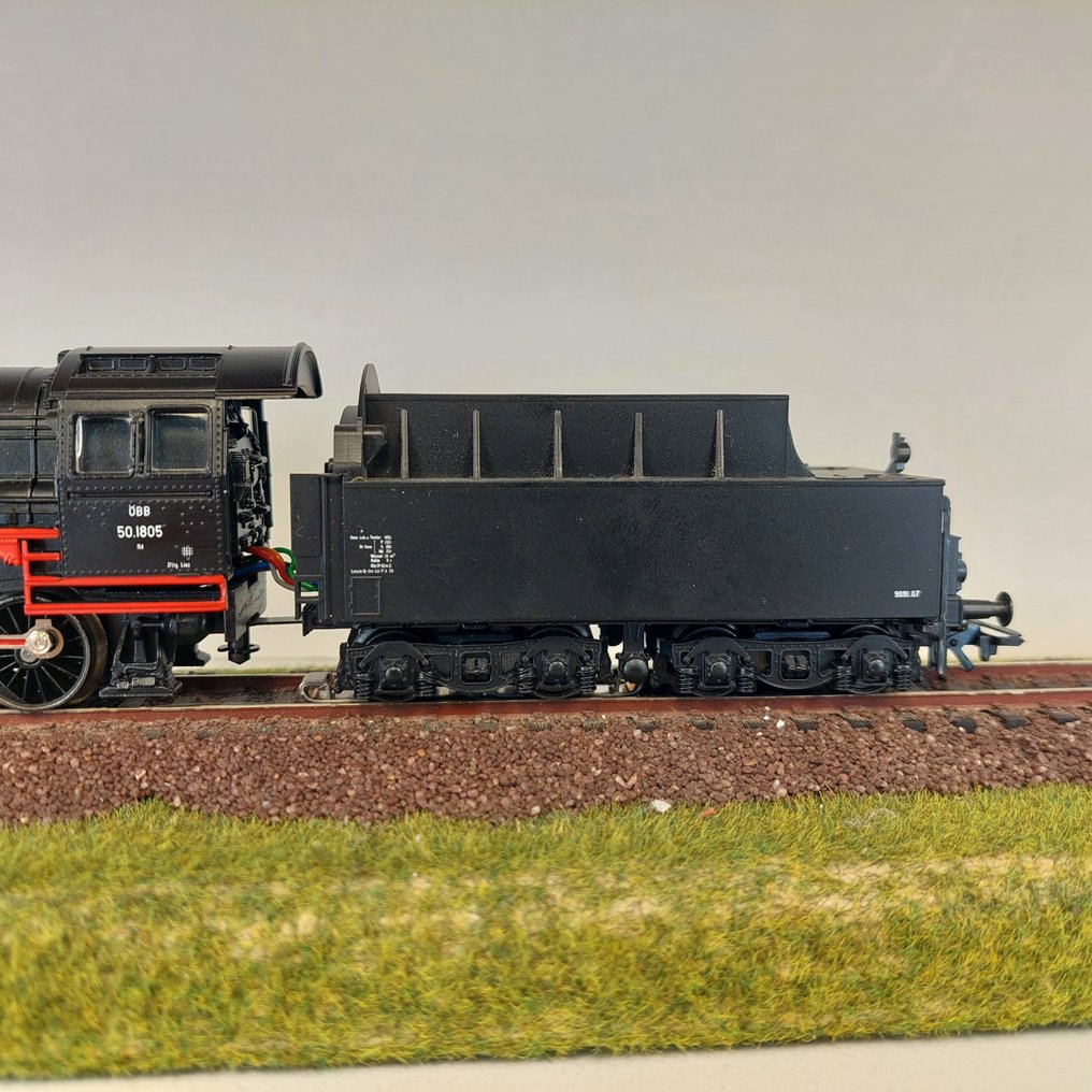 Märklin H0 - 3319 - Locomotiva a vapor com vagão de carvão (1) - BR50 da ÖBB - ÖBB #3.2