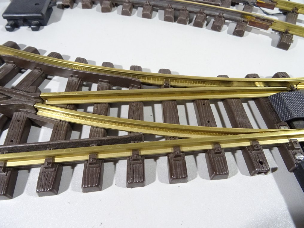 LGB G - Γραμμές τρένου μοντελισμού (5) - Πέντε διακόπτες χωρίς κίνηση. #4.3