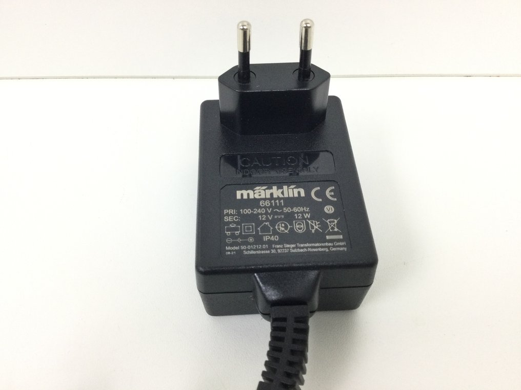 Märklin Z - 67020/66111 - Transformator (4) - To deler spenningsregulator med løs adapter #4.3