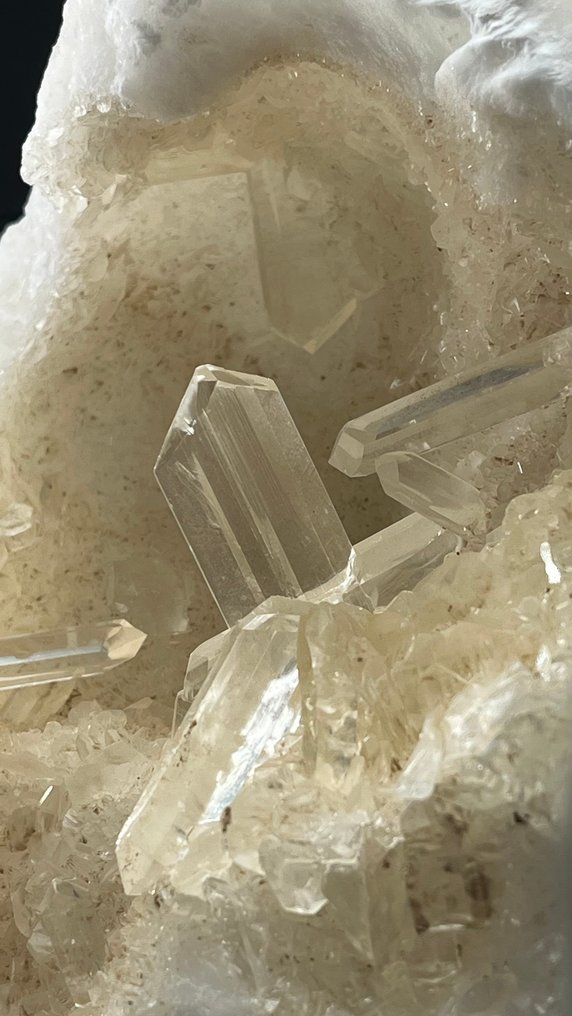 Γύψος Τραχύς - Ύψος: 17 cm - Πλάτος: 11 cm- 1900 g - (1) #4.3