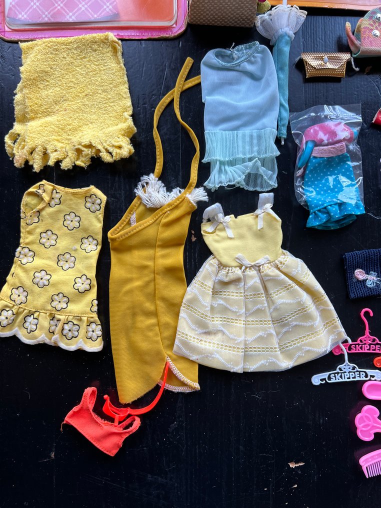 Mattel, Skipper - Statuetta - Skipper Barbiekleding en accessoires set - Tessuto, Plastica, Cartone #4.3