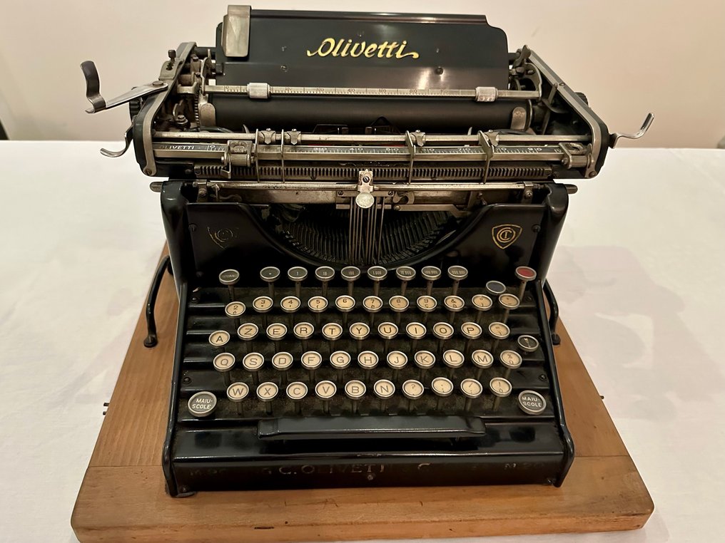 Olivetti M20 - Typewriter - 1920-1930 #1.0