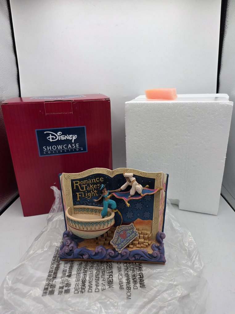 Enesco/Disney - Figurine - La romance prend son envol - Resin #1.0