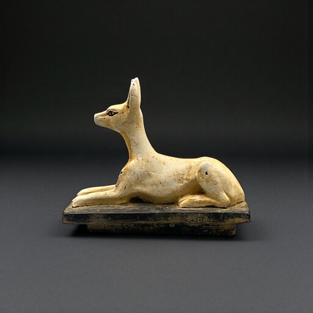 Cópia do antigo Egito Estátua do Deus chacal Anubis sentado  (Sem preço de reserva) #2.1