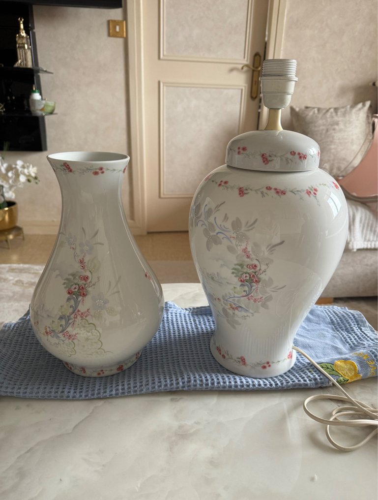 La Seynie - Limoges - Vase (2)  - Porcelain - Lamp and vase set #1.0