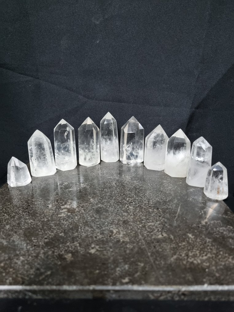 10 punti di cristallo di rocca chiari, 8 - 4 cm Punta di cristallo- 978 g #1.0