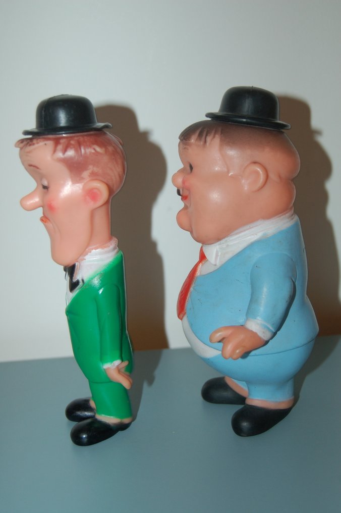 Onbekend - 玩具人偶 Stan Laurel and Oliver Hardy Ledraplastic figures (1962) - 1960-1970 - 意大利 #1.0