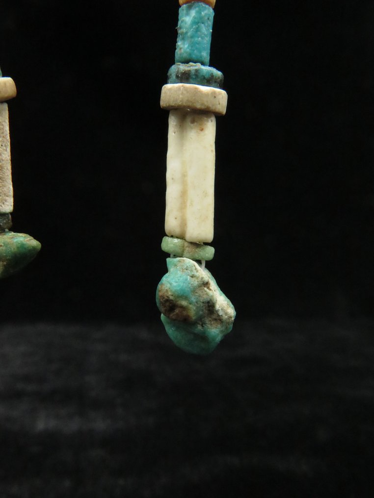 Αρχαία Αιγυπτιακή Σκουλαρίκια από γυαλί και φαίνια, χάντρες μουμίας με φυλαχτά. - 5 cm  (χωρίς τιμή ασφαλείας) #4.3