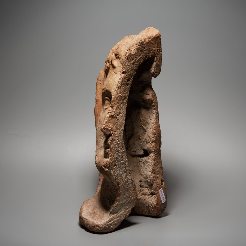 Etruscan Terracotta 祭祀头像。公元4世纪至2世纪。高25厘米。 #3.2