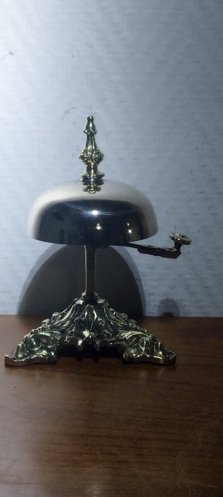 Call bell - Gargouille - France #3.2