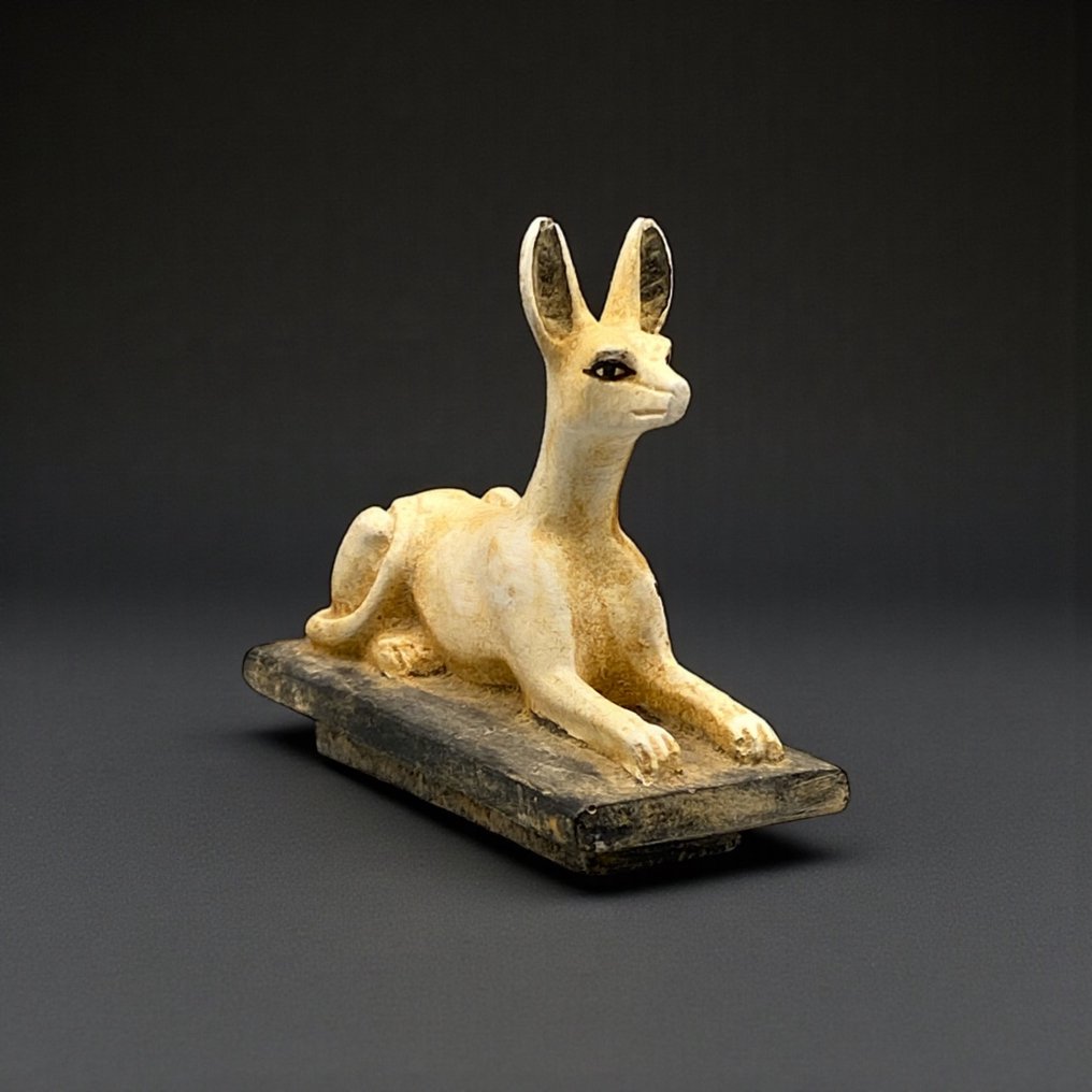 Cópia do antigo Egito Estátua do Deus chacal Anubis sentado  (Sem preço de reserva) #1.0