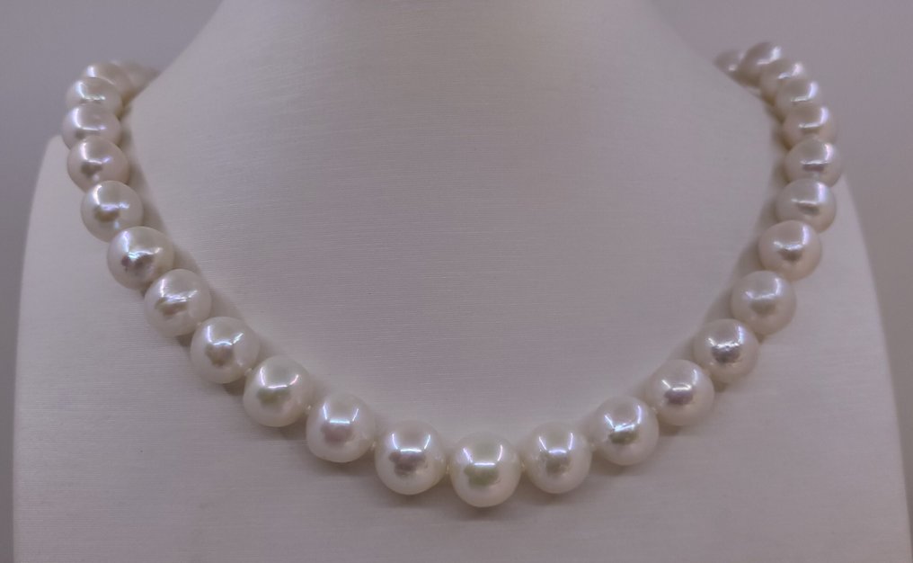 Sans prix de réserve - Collier Perles Edison blanches 9x11,5 mm - Fermoir en argent #1.0