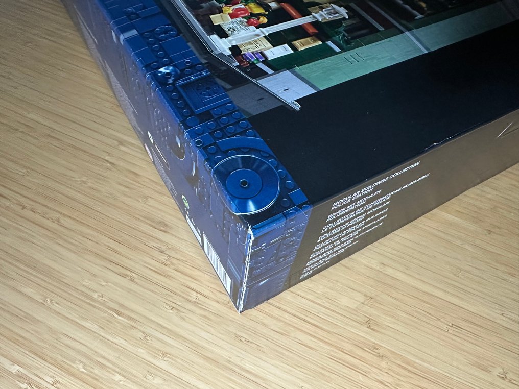 Lego Sett - 10278 - Skaper ekspert - Police Station #3.2