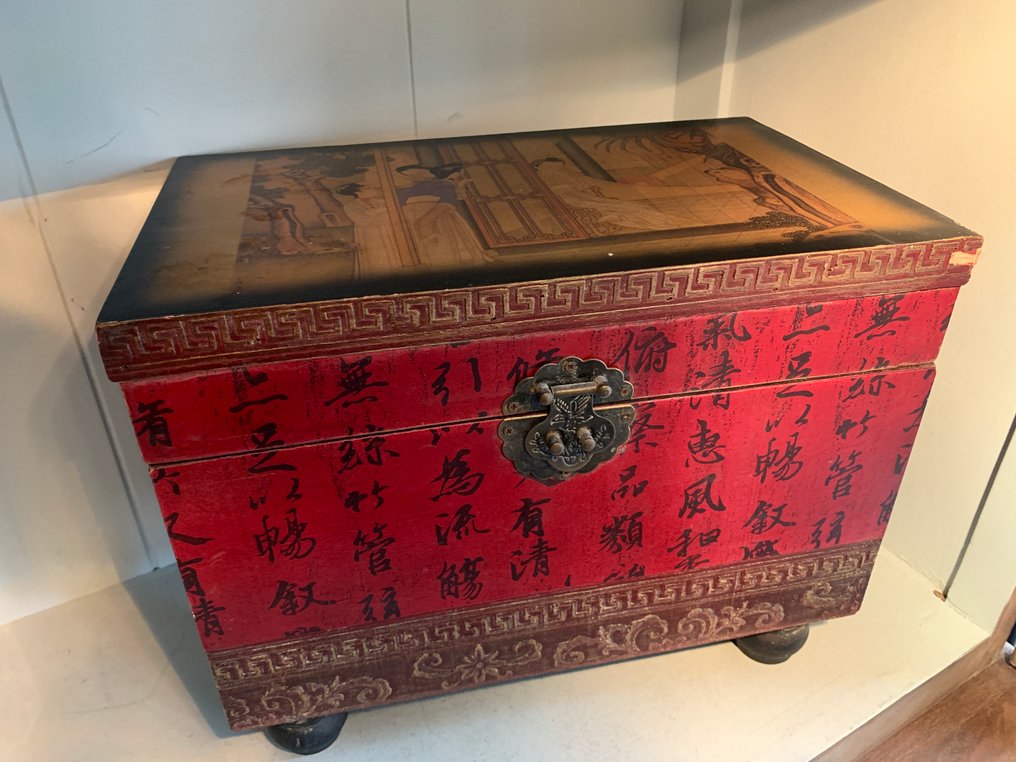 Chinese chinoiseriekoffer/kist, daterend circa 1880 met Messing sluitwerk - 棺材 - 木 #1.0