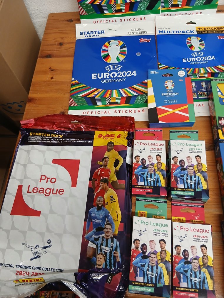 Panini voetballot van starterpaks en booster bundels 27 stuks - 27 泡殼包 - 全新 (M) #4.3