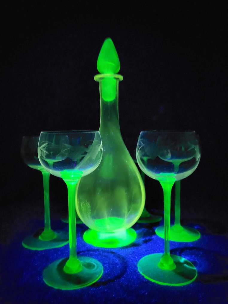 Ensemble ancien en verre uranium – Carafe + 6 verres à pied - Σετ ποτού για 6 (8) - Γυαλί ουρανίου #4.3