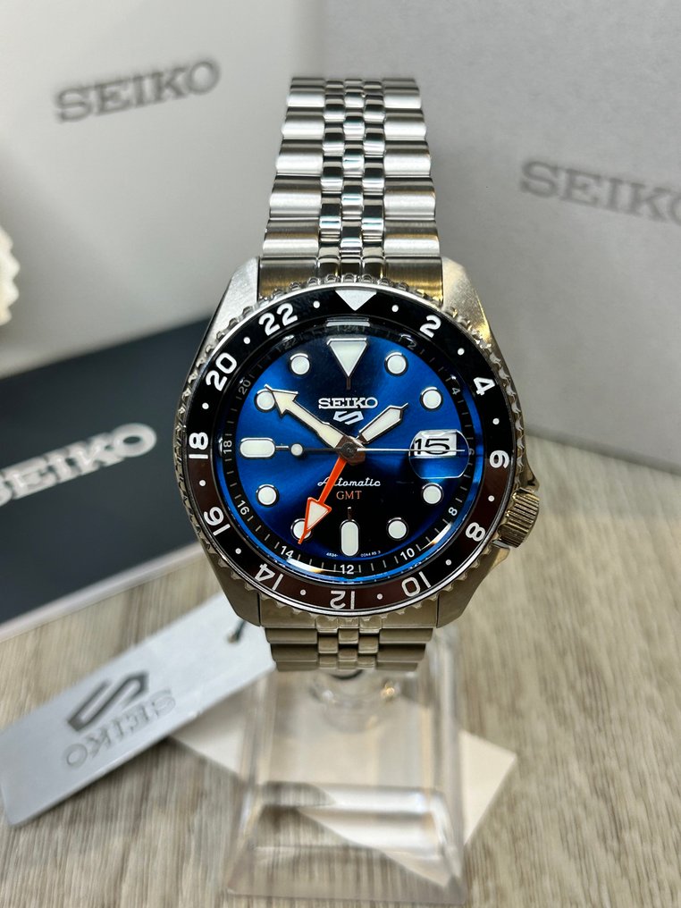Seiko - GMT - Ingen mindstepris - SSK003K1 - Unisex - 2020+ #3.2