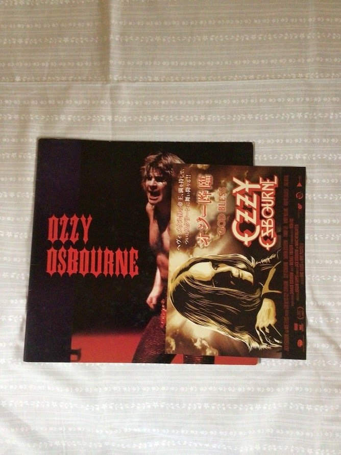 Ozzy Osbourne - 日本首次现场巡演手册（1982年）+《上帝保佑奥兹·奥斯本》电影宣传单 - 1982 #1.0