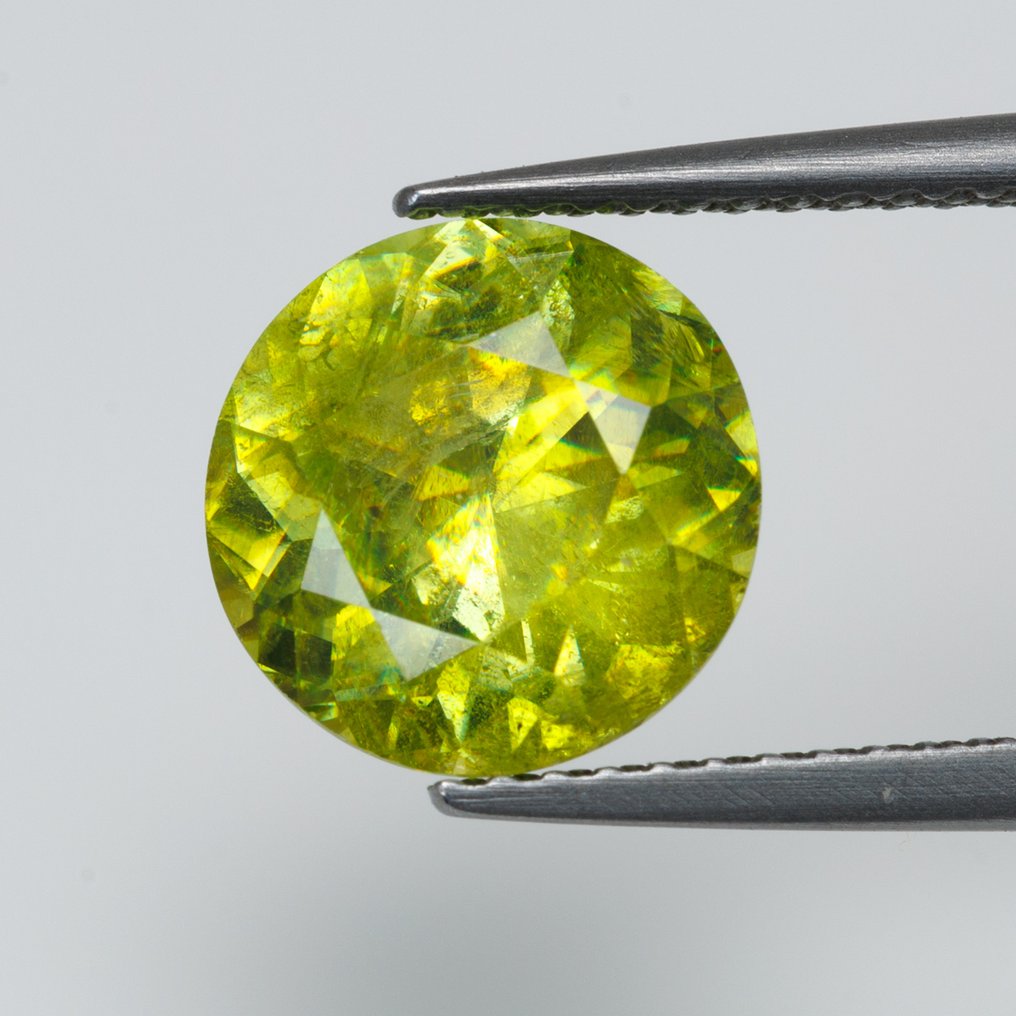 No reserve price Yellow, Green Sphene - 3.03 ct - International Gemological Institute (IGI) #3.2