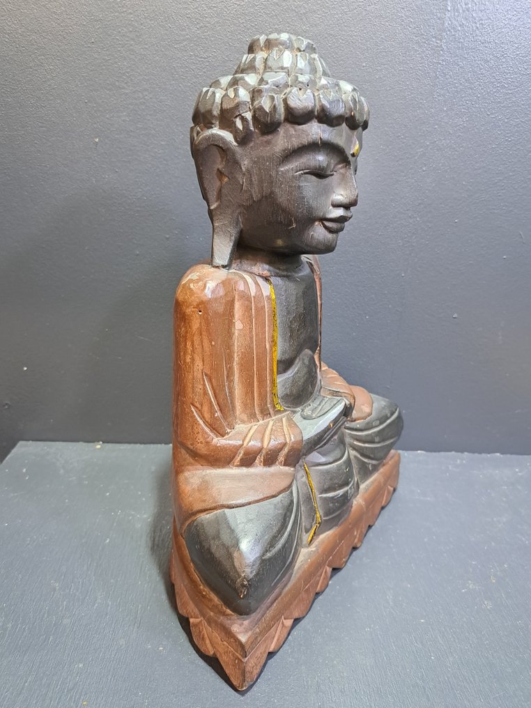 Twee Boeddhistische houtsnijwerken - Statue - Asie (Sans prix de réserve) #4.3