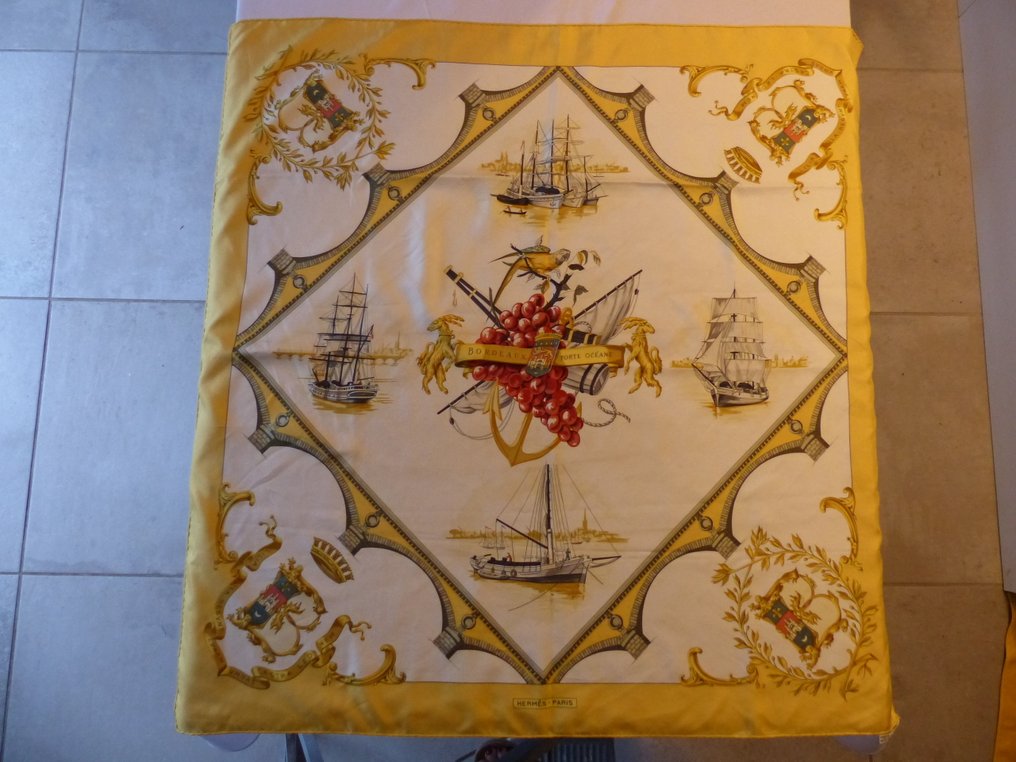 Hermès - Bordeaux Porte Océane - Könnyű selyem #1.0