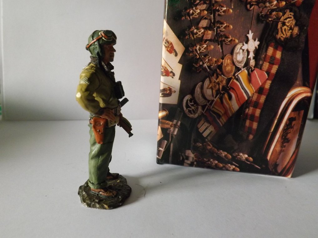 King and Country - Toy figure Sargento de Blindado Sherman EUA WW2 - 2000-2010 - Asia #3.2