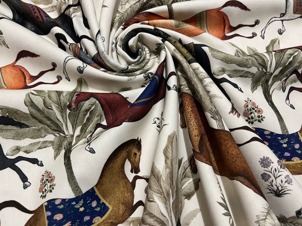 Exklusiver Baumwollstoff mit Oeko Tex-Zertifizierung und Pferdemotiv. - Polsterstoff - 2.5 m - 2.8 m #4.3