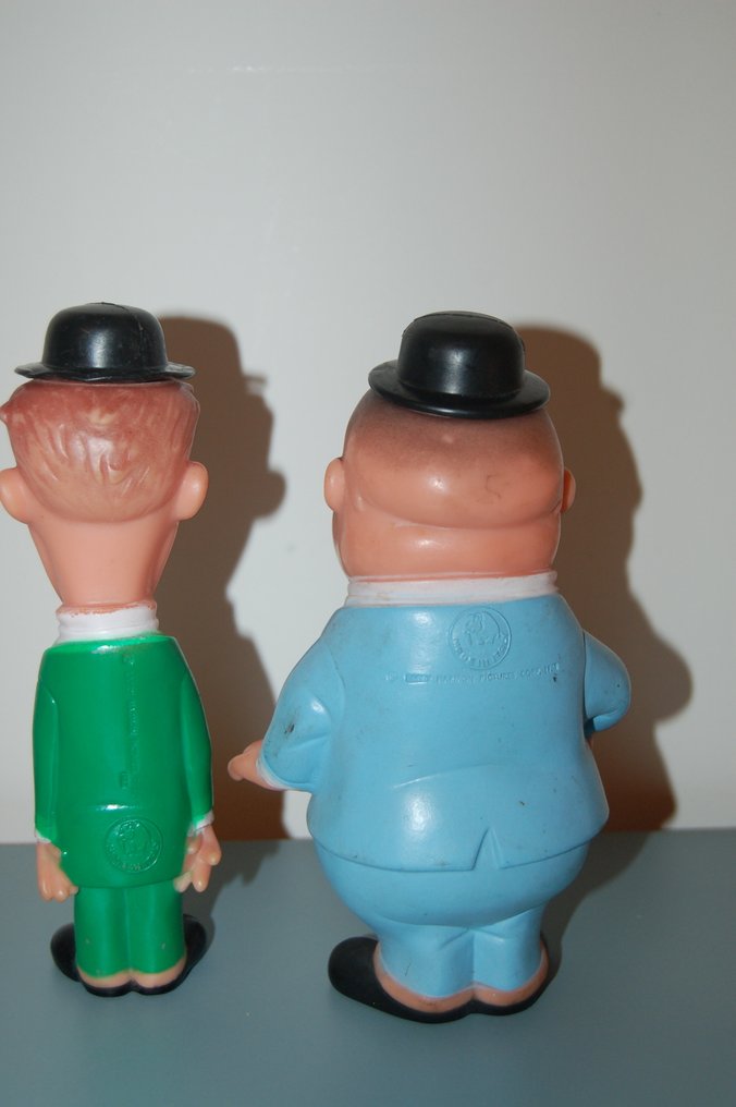Onbekend - 玩具人偶 Stan Laurel and Oliver Hardy Ledraplastic figures (1962) - 1960-1970 - 意大利 #2.1
