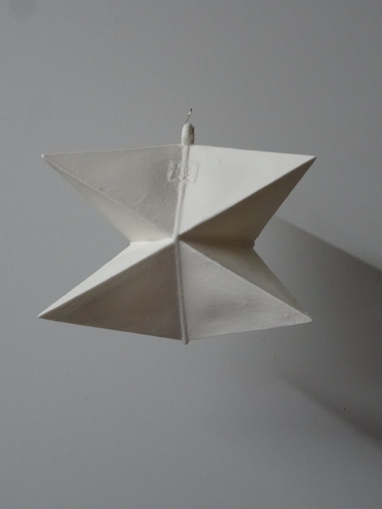 Hans Meeuwsen - "NO RESERVE" 2025 - 88 Hangende veelvlakkige stervorm #2.1