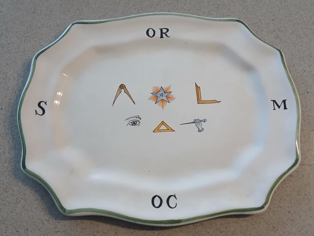 Religious objects - Faience, Handmade Masonic decor plate - 1980-1990 #1.0