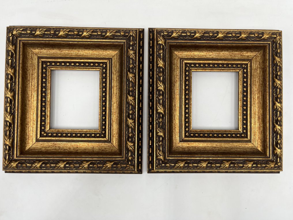 Frame (2) - Wood #2.1