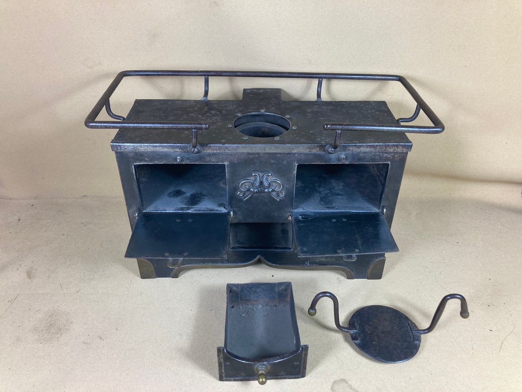 炊具 - 鐵 - 古董玩偶炉 1900 #2.1